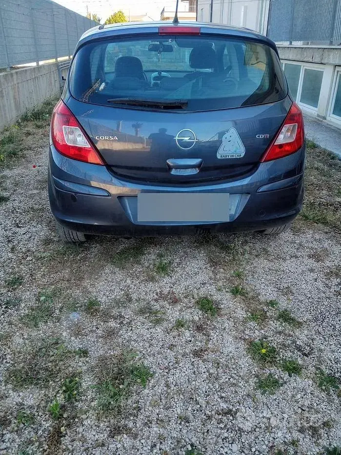 Usata Opel Corsa 90 CV (66 kW) 2007 Utilitaria