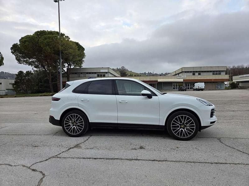 Bianco Usata 2019 Porsche Cayenne SUV | 47.000 € (Super prezzo) - Immagine 1/4