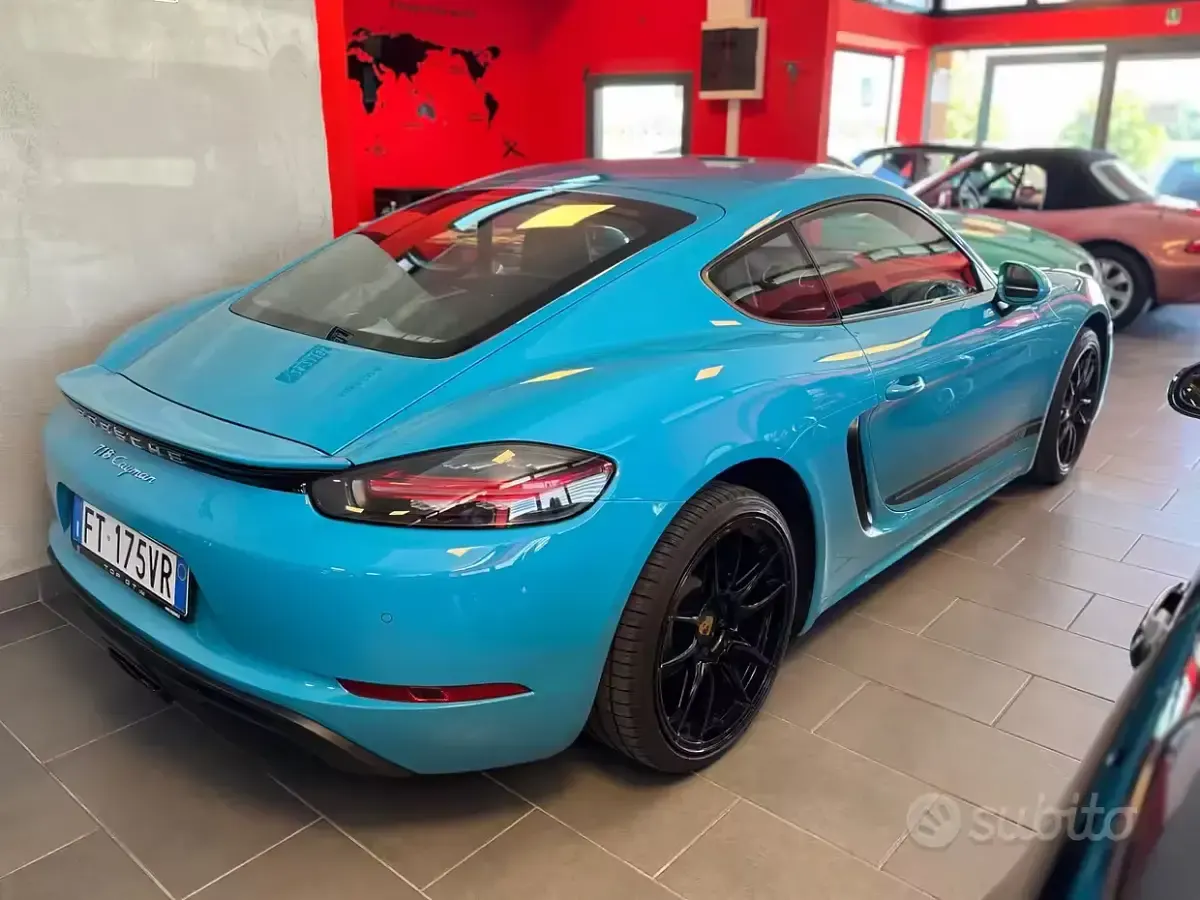 Usata Porsche 718 Cayman 299 CV (219 kW) 2019 Blu Coupé