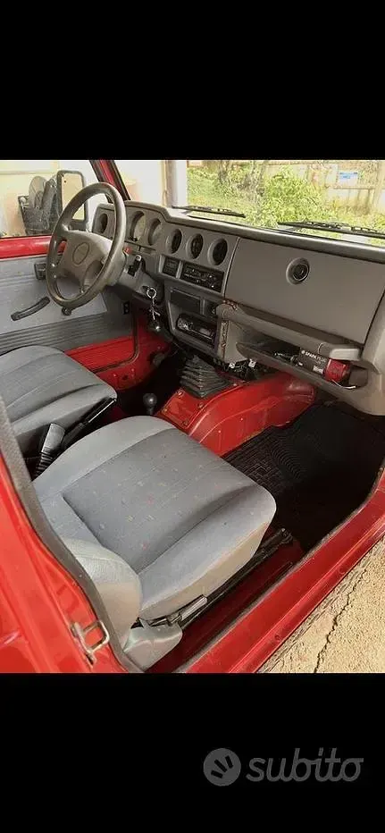 Usata Suzuki Samurai 69 CV (50 kW) 1999 Rosso SUV