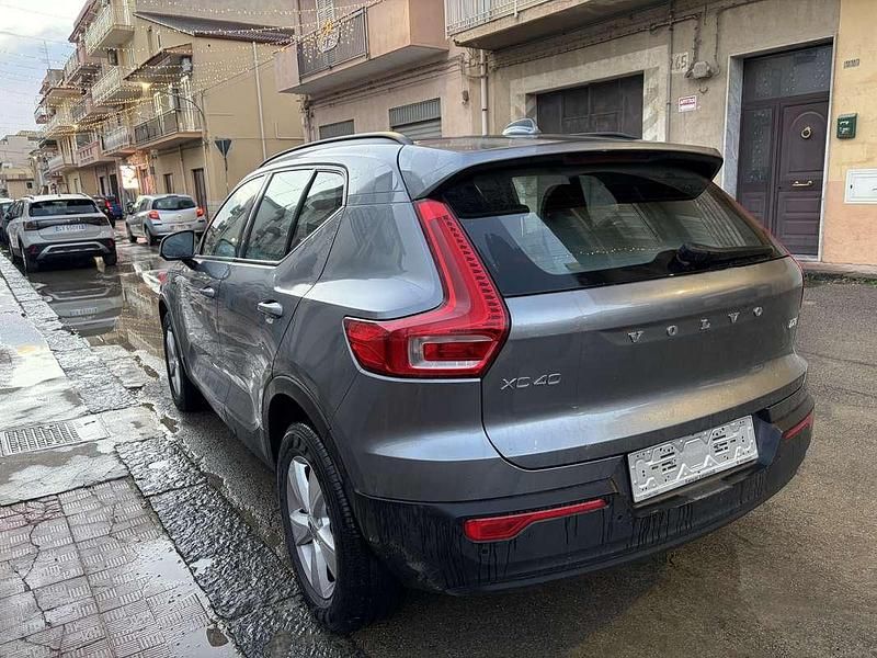 Usata Volvo XC40 Momentum 150 CV (110 kW) 2019 SUV