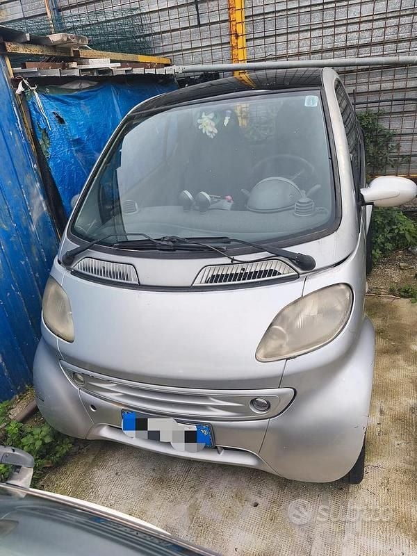 Usata 2000 Smart ForFour Utilitaria | 1000 € - Immagine 1/4