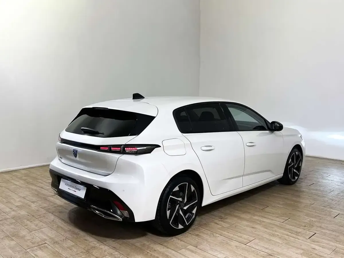 Occasion Peugeot 308 Allure 131 ch (96 kW) 2022 Blanc Citadine