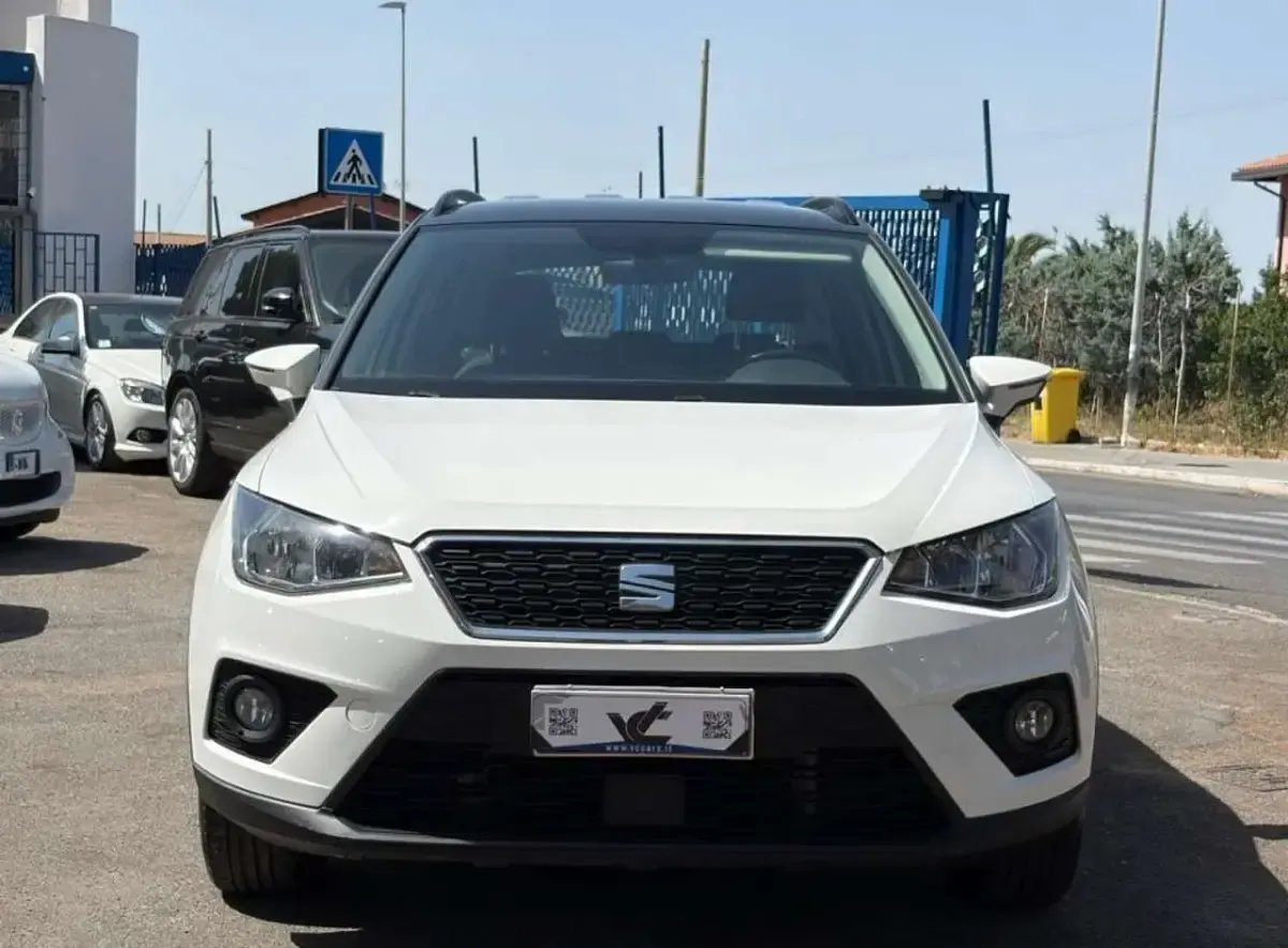 Usata Seat Arona Style 90 CV (66 kW) 2019 Bianco SUV