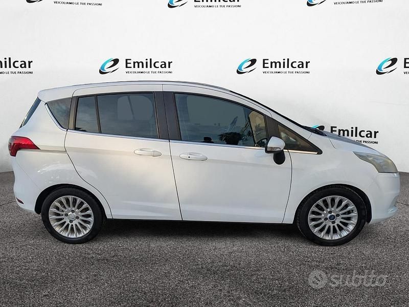 Usata Ford B-MAX Titanium 75 CV (55 kW) 2014 Bianco Monovolume