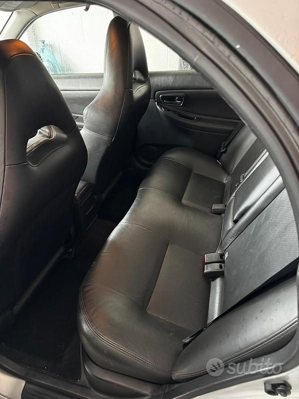 Usata Subaru Impreza 280 CV (205 kW) 2006 Grigio Berlina