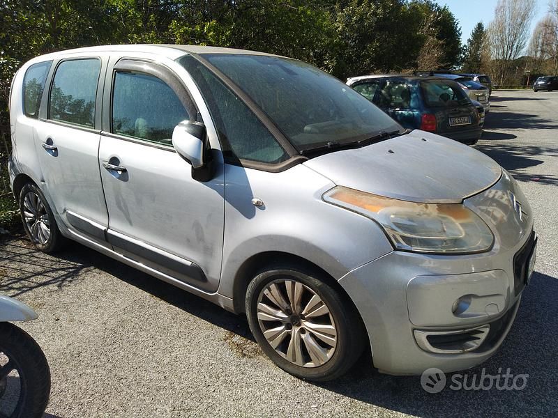 Grigio Usata 2009 Citroën C3 Picasso Monovolume | 1300 € - Immagine 1/4