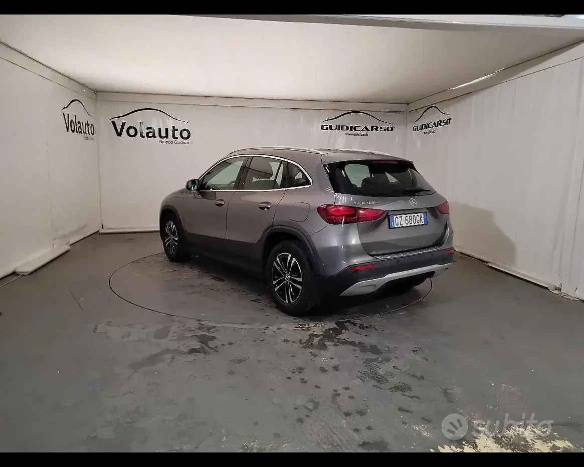 Usata Mercedes GLA180 Advanced 116 CV (85 kW) 2025 Grigio SUV