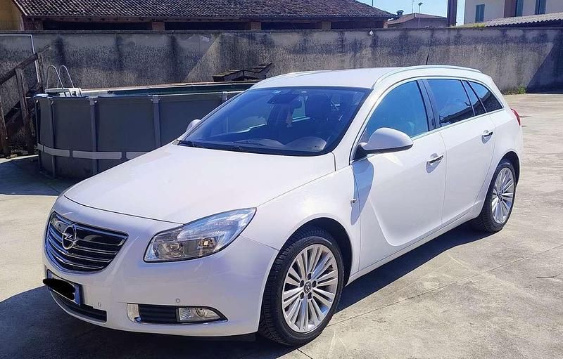 Usata Opel Insignia Cosmo 160 CV (117 kW) 2013 Station wagon