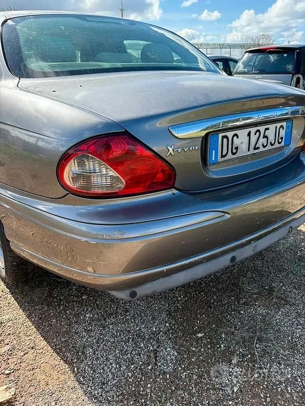 Usata Jaguar S-Type 207 CV (152 kW) 2007 Grigio Berlina