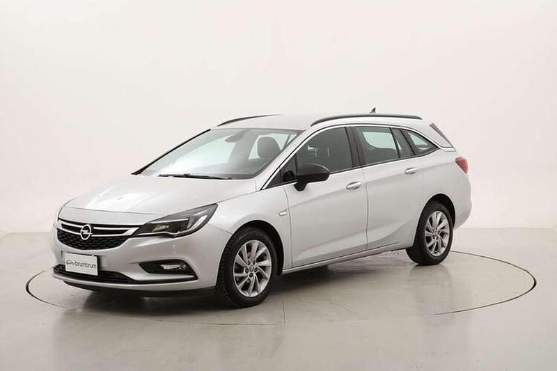 Usata Opel Astra Business 110 CV (80 kW) 2018 Argento Station wagon