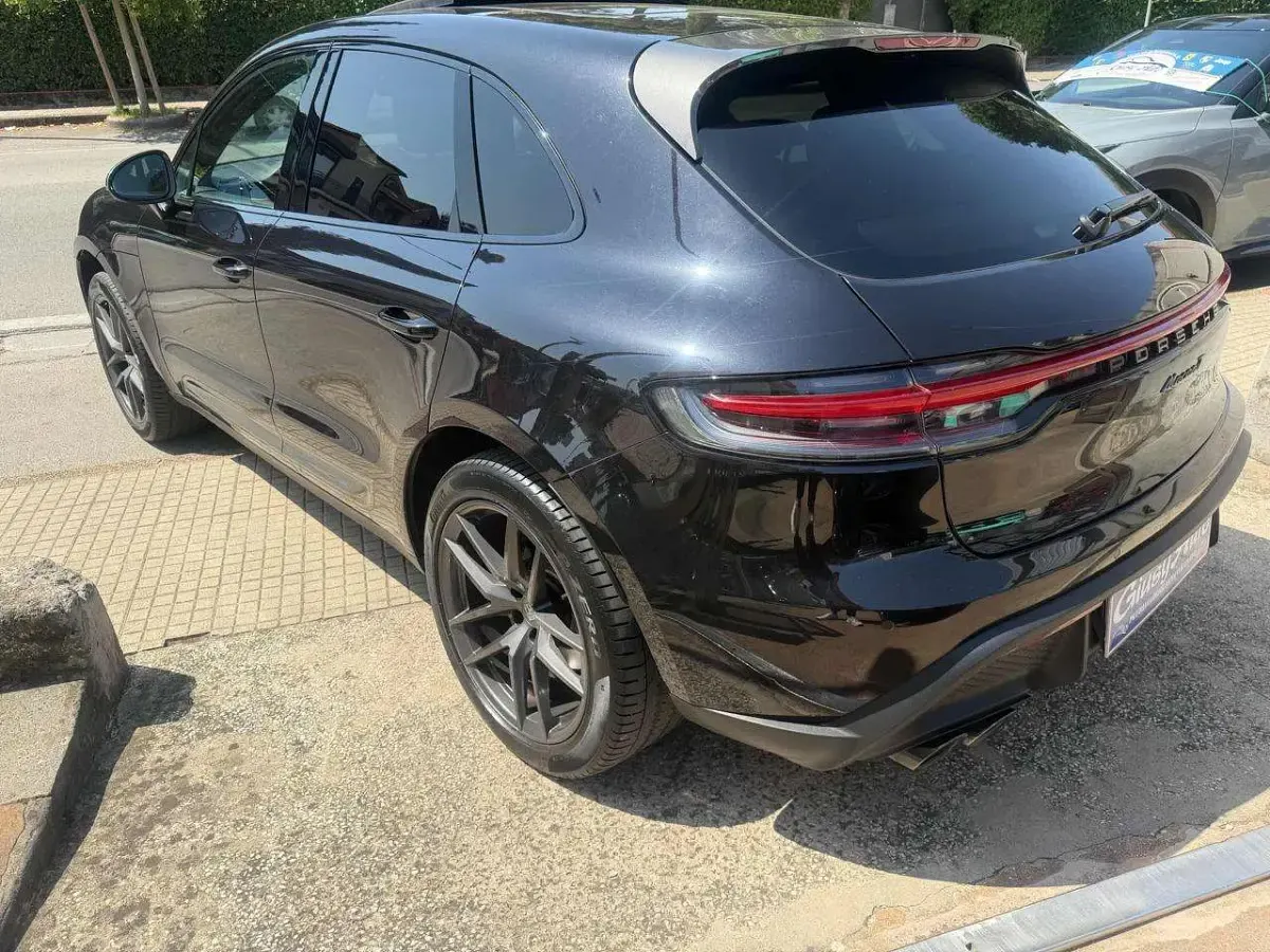 Usata Porsche Macan 265 CV (194 kW) 2023 Nero SUV