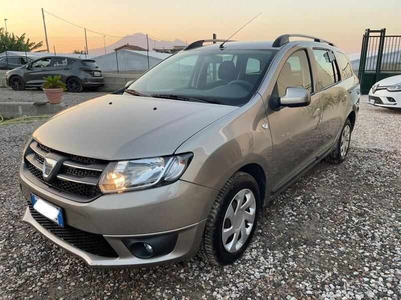 Usata Dacia Logan MCV Ambiance 89 CV (65 kW) 2015 Oro Station wagon