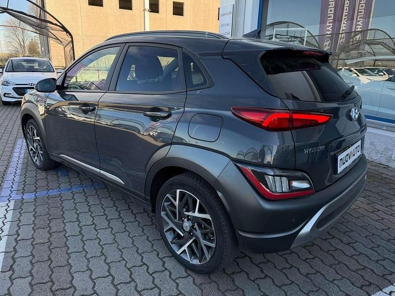 Usata Hyundai Kona 105 CV (77 kW) 2023 Ecotronic gray SUV
