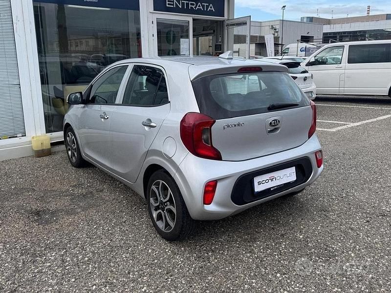 Usata Kia Picanto 65 CV (47 kW) 2018 Grigio Utilitaria