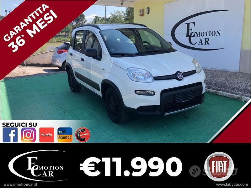 Usata Fiat Panda 4x4 S 95 CV (69 kW) 2017 Bianco Utilitaria