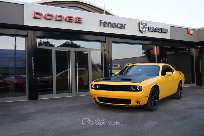 Usata Dodge Challenger SXT 305 CV (224 kW) 2018 Giallogiallo Coupé