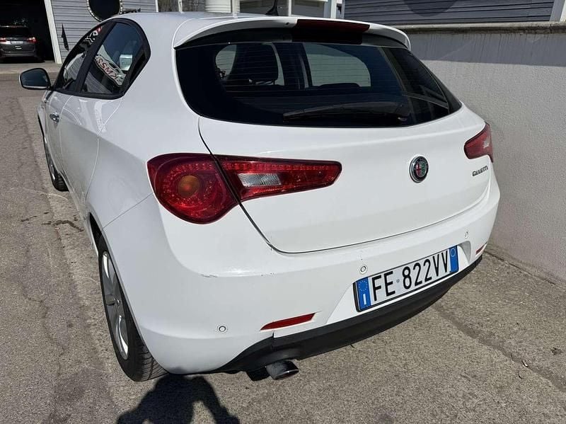 Usata Alfa Romeo Giulietta Super 120 CV (88 kW) 2016 Other Utilitaria