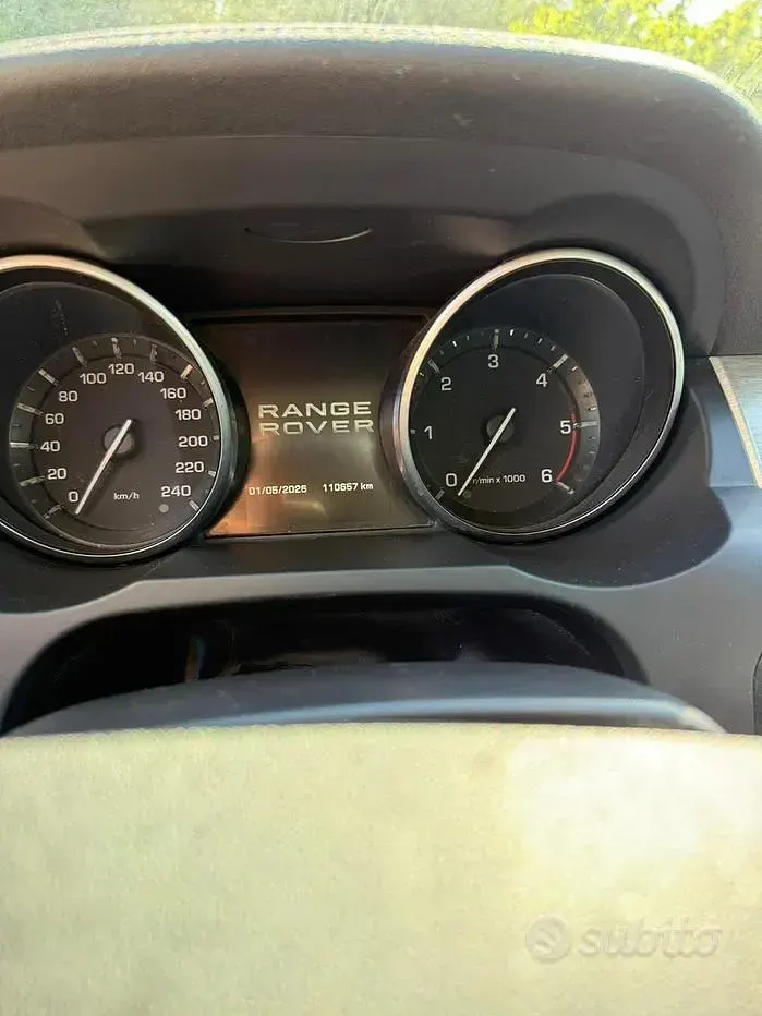 Usata Land Rover Range Rover evoque 150 CV (110 kW) 2012 Bianco SUV