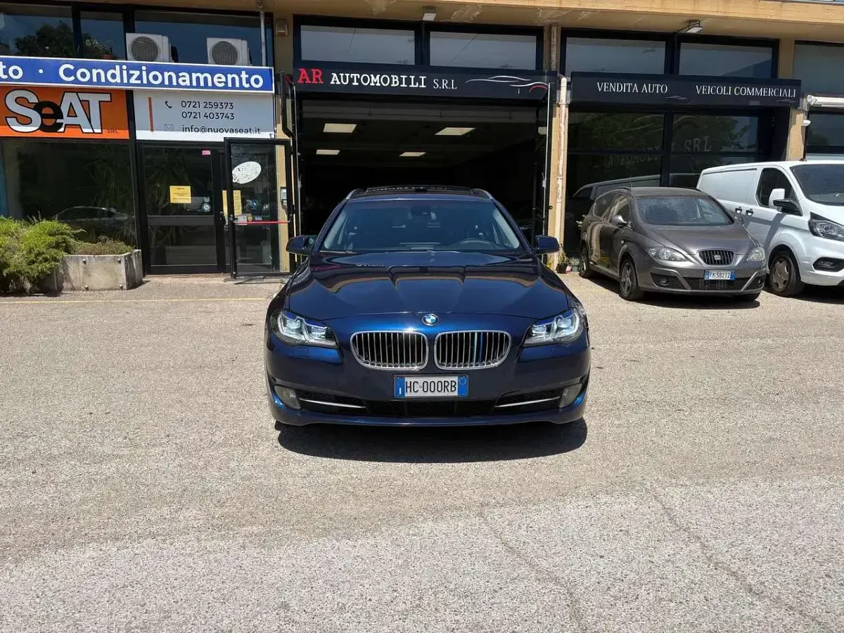 Usata BMW 520 184 CV (135 kW) 2010 Blu/azzurro Station wagon