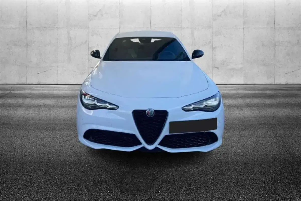 Usata Alfa Romeo Giulia Veloce 280 CV (205 kW) 2023 Bianco Berlina