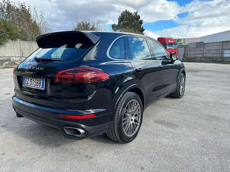Usata Porsche Cayenne 250 CV (183 kW) 2015 SUV