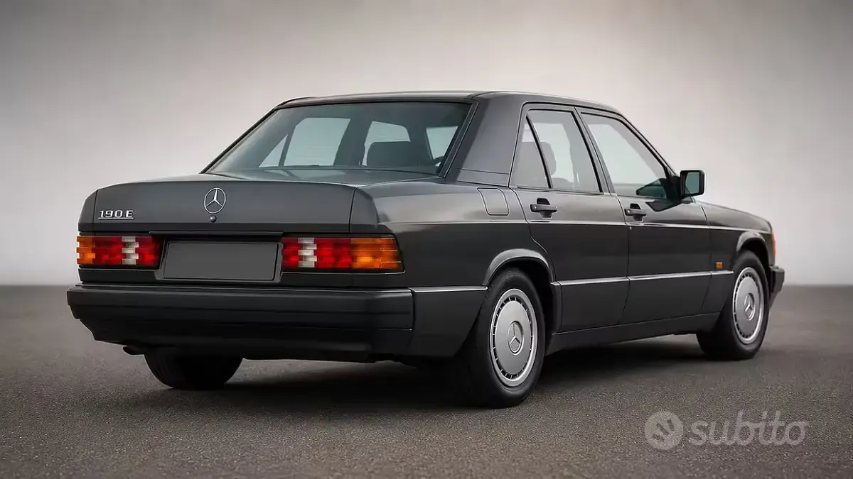 Usata Mercedes 190 109 CV (80 kW) 1992 Nero Berlina