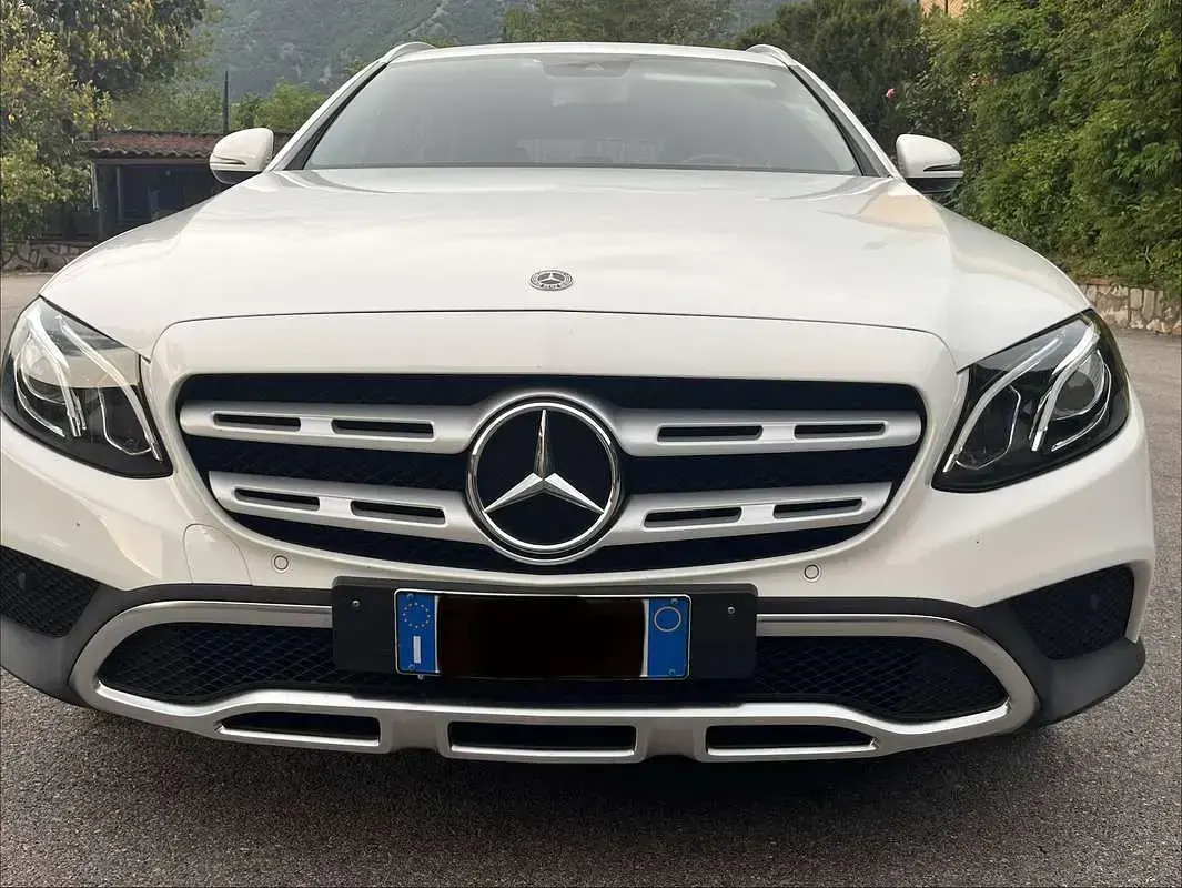 Usata Mercedes E220 Business 194 CV (142 kW) 2017 Station wagon
