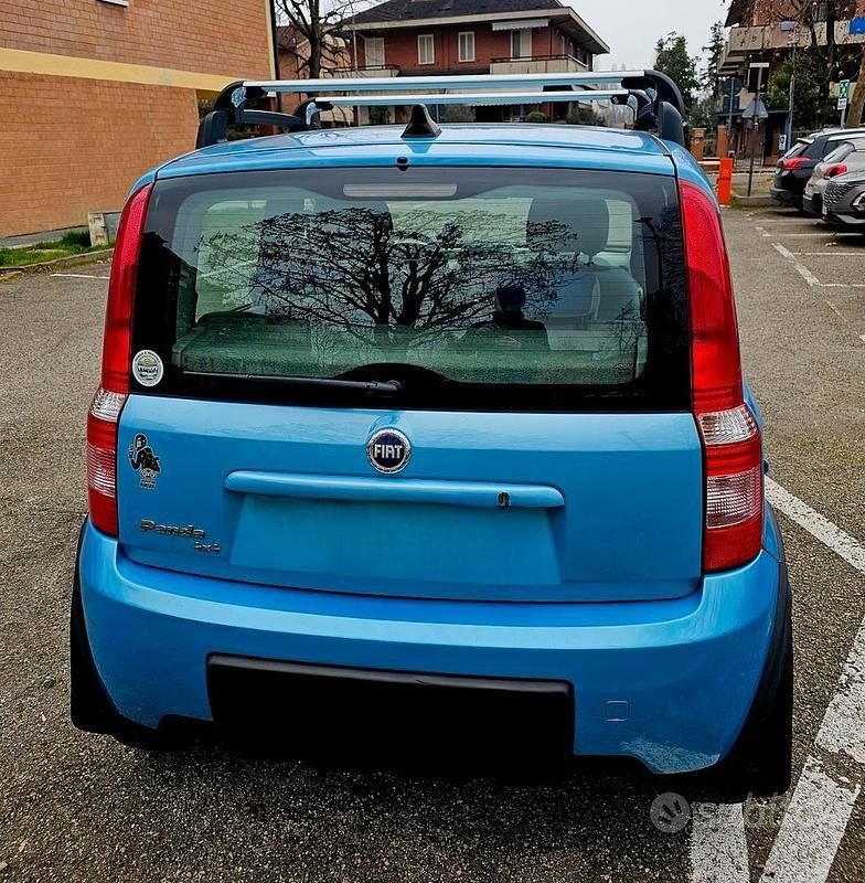 Usata Fiat Panda 4x4 Climbing 60 CV (44 kW) 2005 Blu Utilitaria
