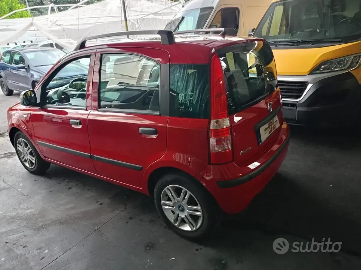 Usata Fiat Panda Dynamic 69 CV (50 kW) 2012 Rosso Utilitaria