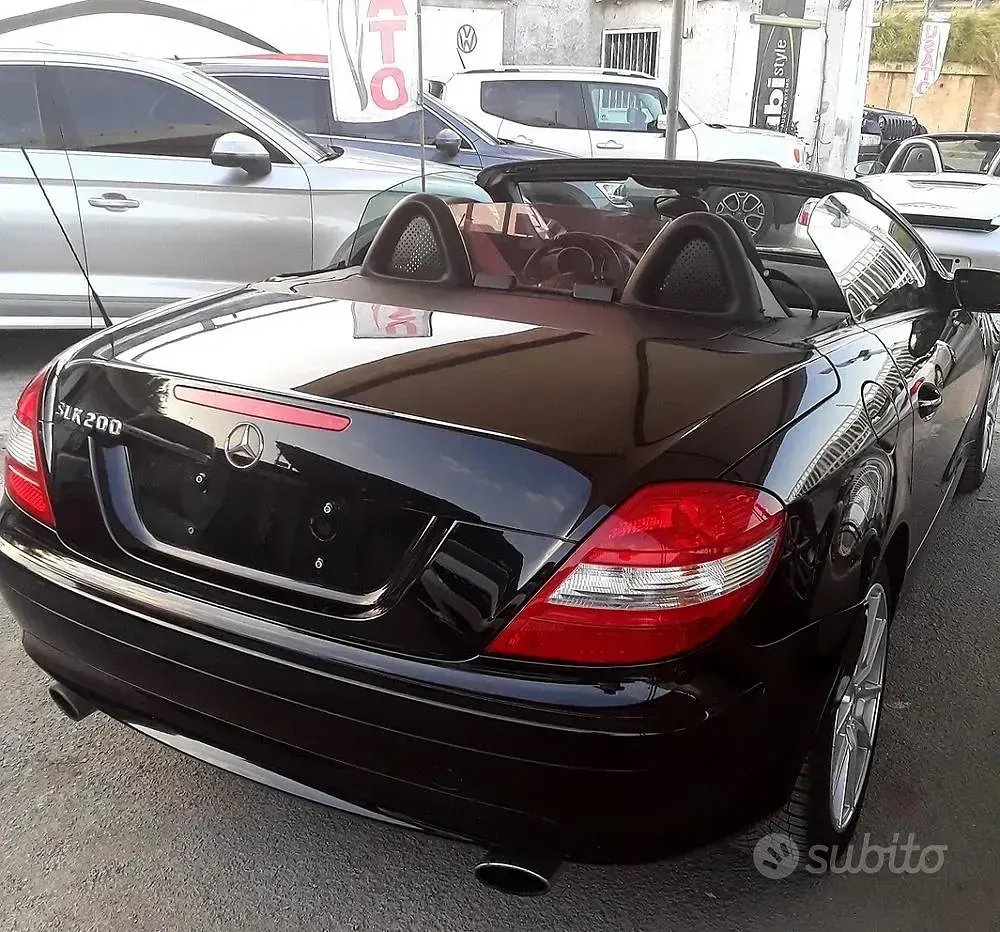 Usata Mercedes SLK200 163 CV (119 kW) 2007 Nero Cabrio