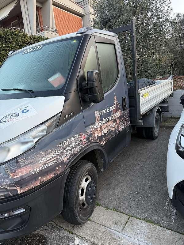 Usata Iveco Daily 136 CV (100 kW) 2024