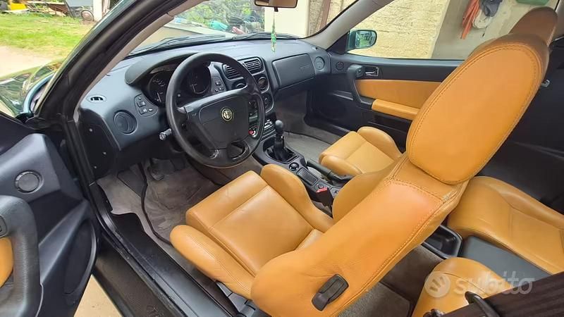 Usata Alfa Romeo GTV 201 CV (147 kW) 1995 Coupé