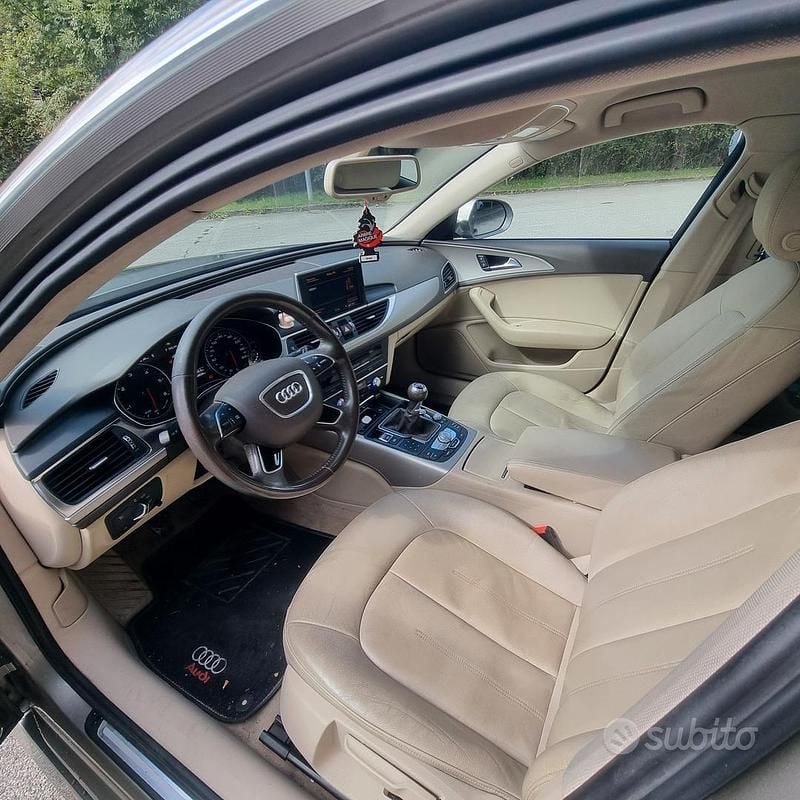Usata Audi A6 Business Plus 190 CV (139 kW) 2017 Grigio Station wagon