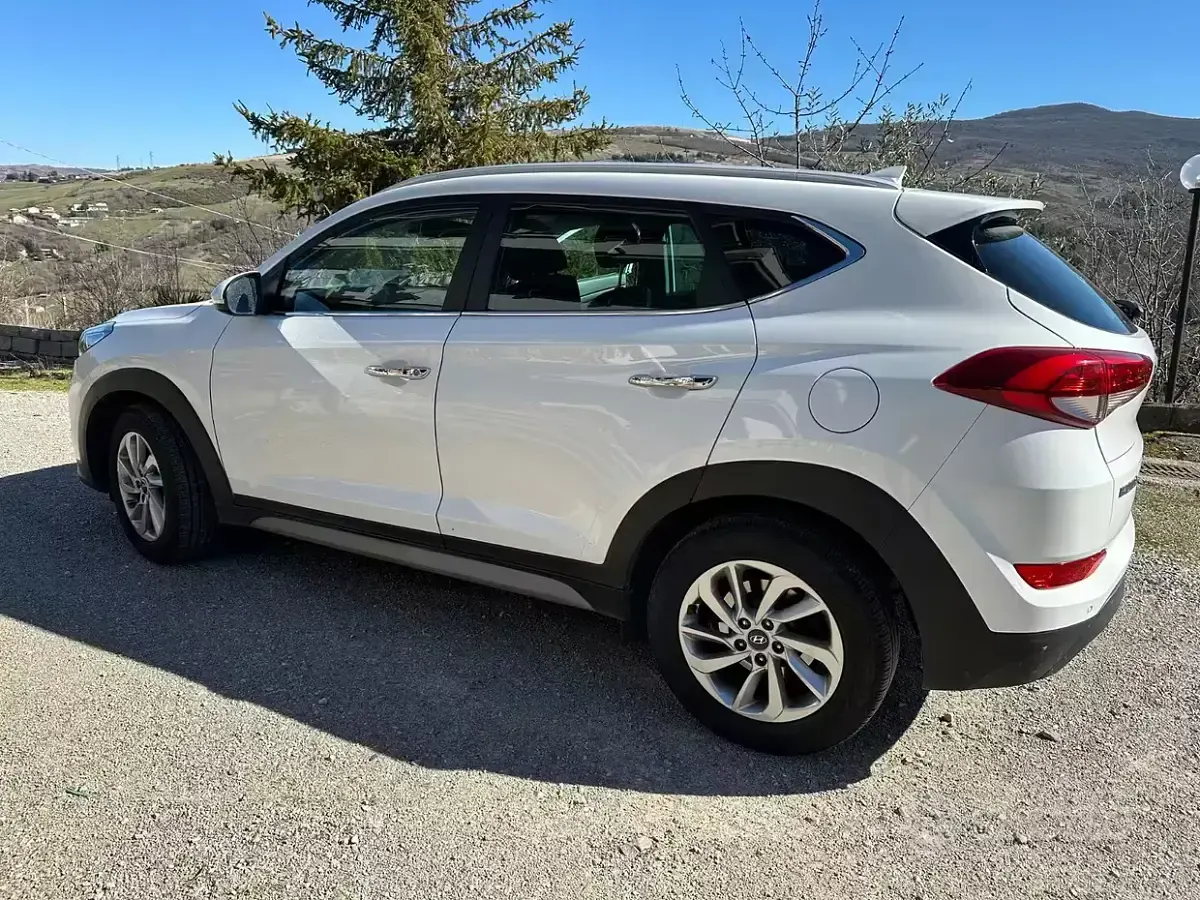 Usata Hyundai Tucson Xpossible 116 CV (85 kW) 2017 SUV