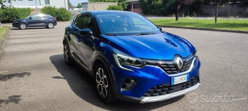 Usata Renault Captur 94 CV (69 kW) 2022 Blu SUV