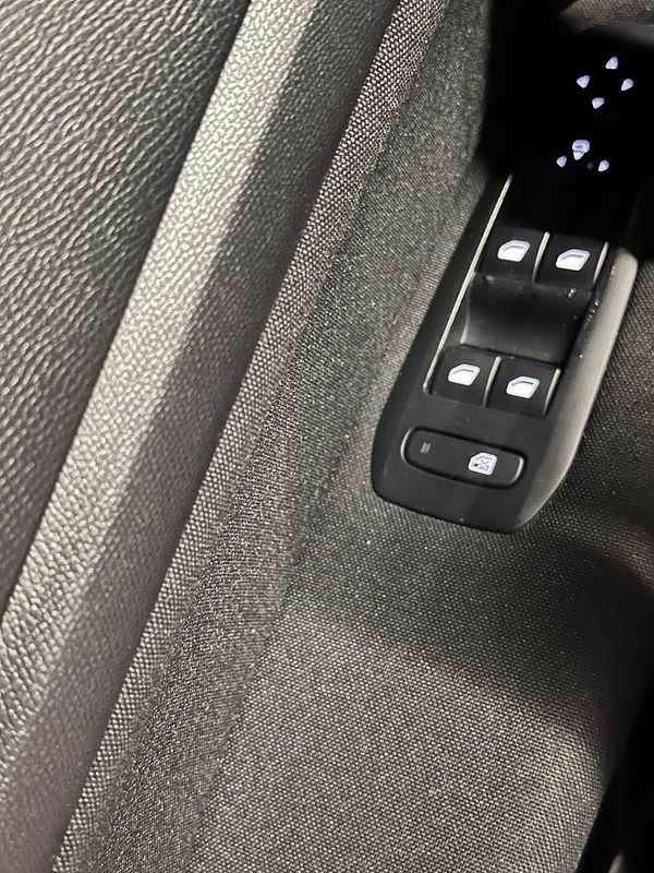 Usata Peugeot 308 SW Active 120 CV (88 kW) 2015 Station wagon