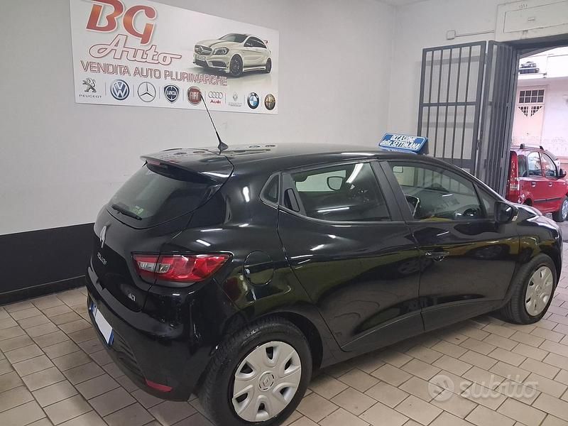 Usata Renault Clio IV 75 CV (55 kW) 2014 Nero Berlina
