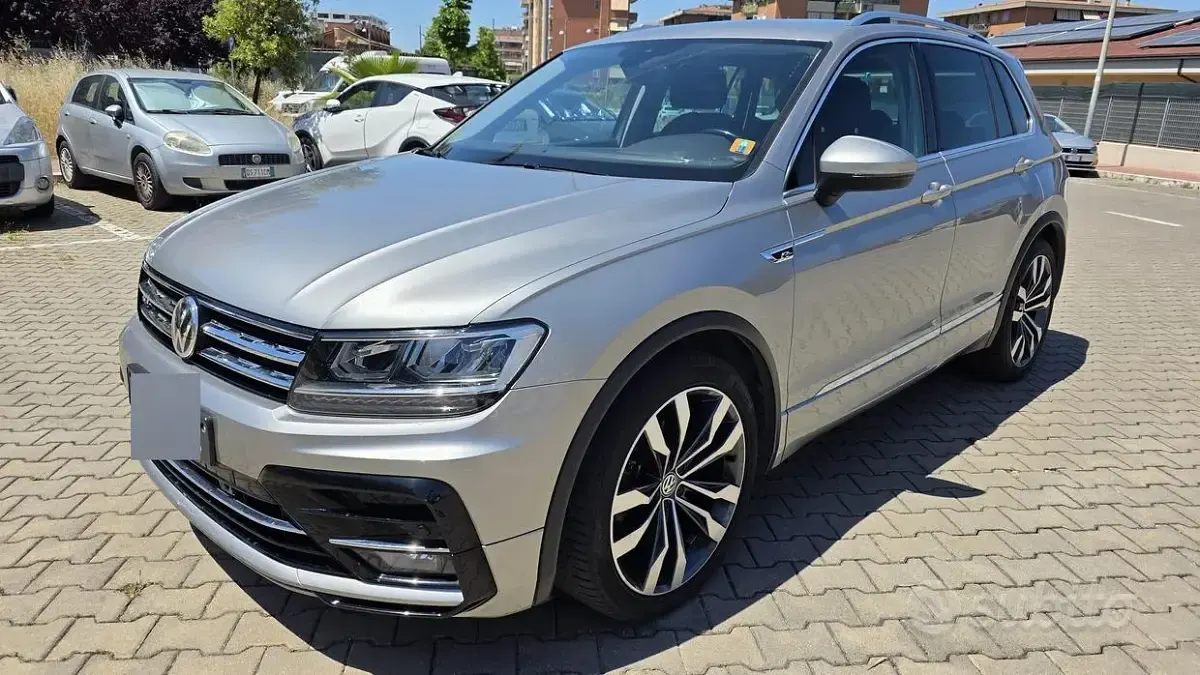 Usata VW Tiguan Sportline 150 CV (110 kW) 2018 Grigio SUV