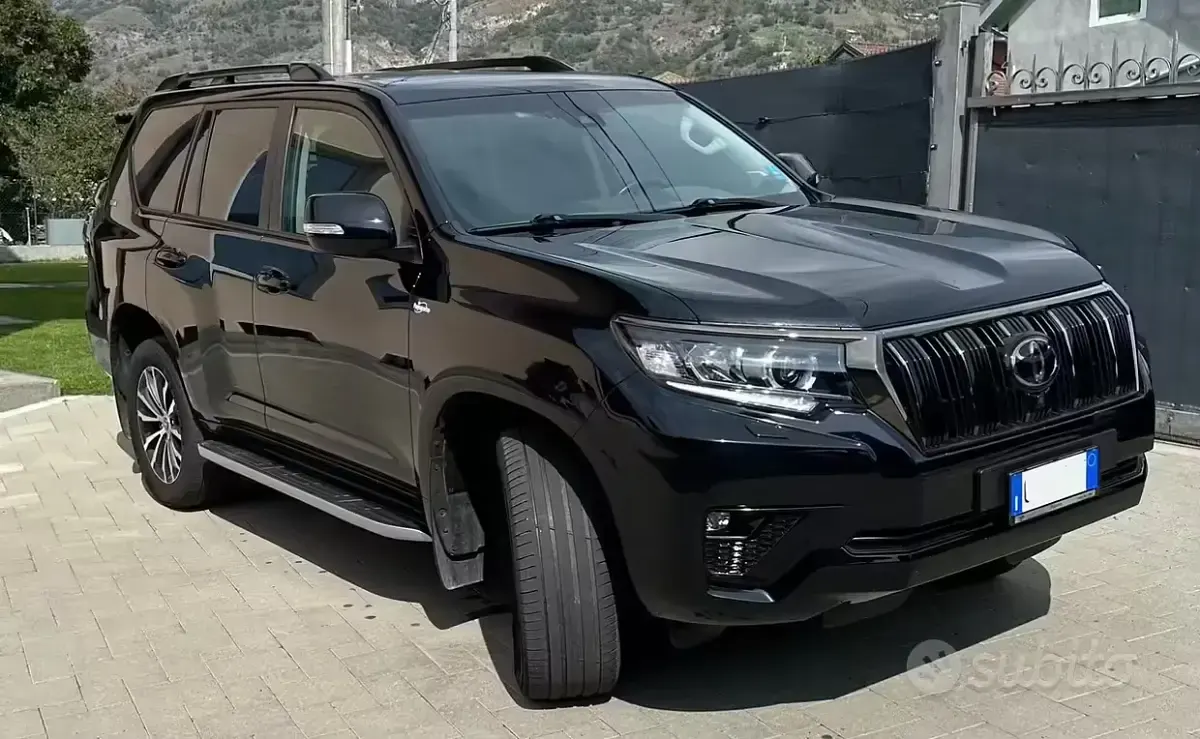 Usata Toyota Land Cruiser 204 CV (150 kW) 2021 Nero SUV