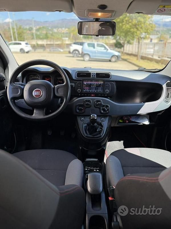 Usata Fiat Panda Pop 80 CV (58 kW) 2018 Bianco Utilitaria