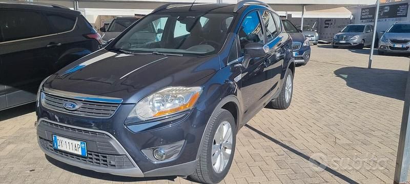 Grigio Usata 2009 Ford Kuga Titanium SUV | 8200 € (Molto cara) - Immagine 1/4