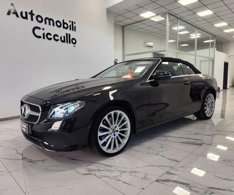 Usata Mercedes E220 Premium Plus 194 CV (142 kW) 2019 Nero Cabrio