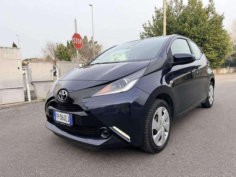 Usata Toyota Aygo X-play 69 CV (50 kW) 2018 Other Utilitaria