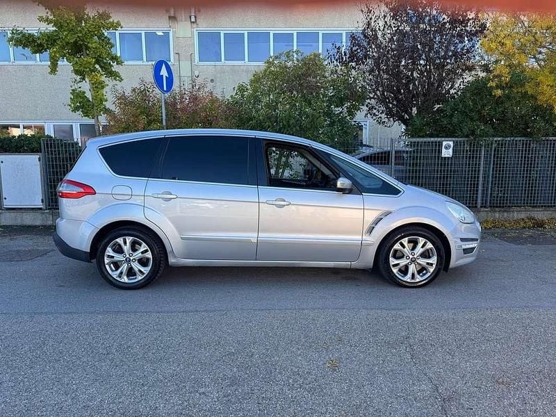 Usata Ford S-MAX Titanium 163 CV (119 kW) 2013 Monovolume