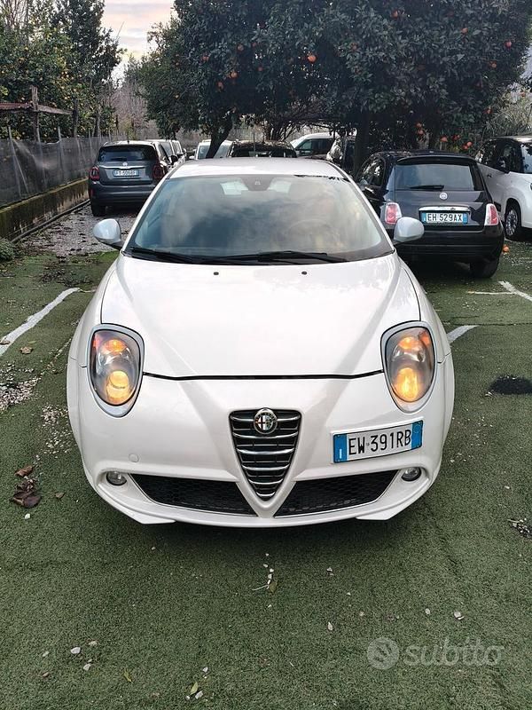Usata Alfa Romeo MiTo 69 CV (50 kW) 2014 Bianco Utilitaria