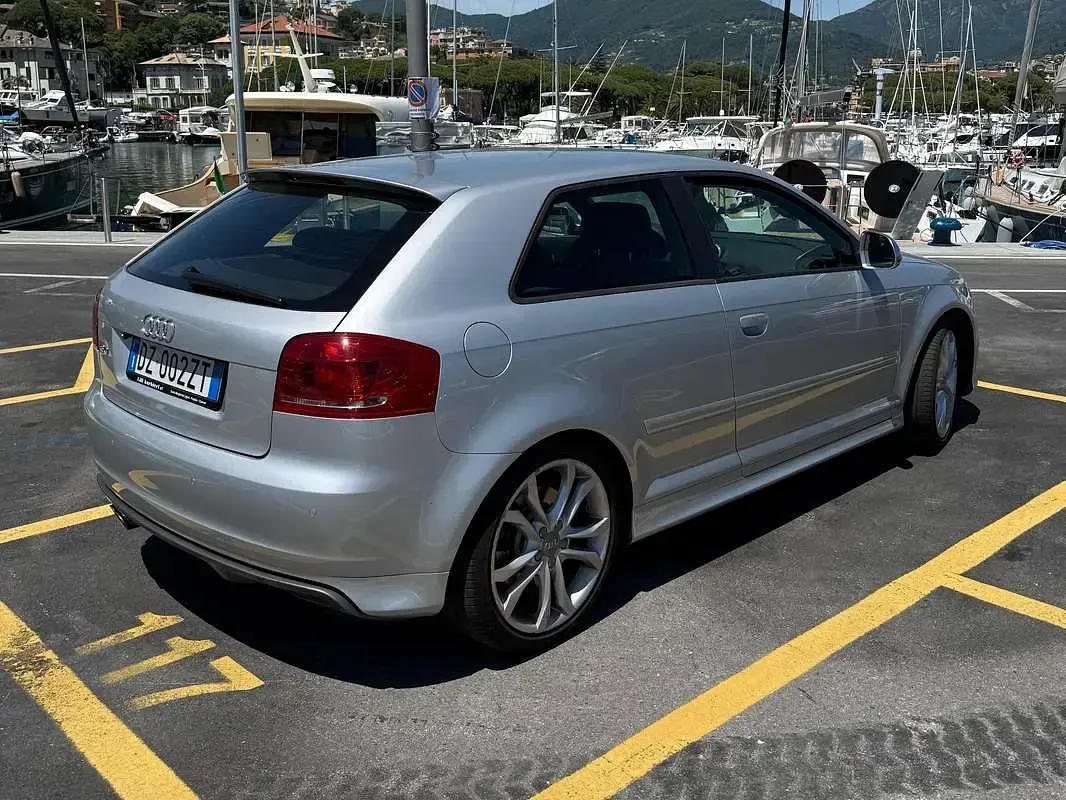Usata Audi A3 265 CV (194 kW) 2010 Argento Utilitaria