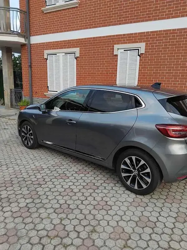 Usata Renault Clio V Techno 101 CV (74 kW) 2023 Berlina