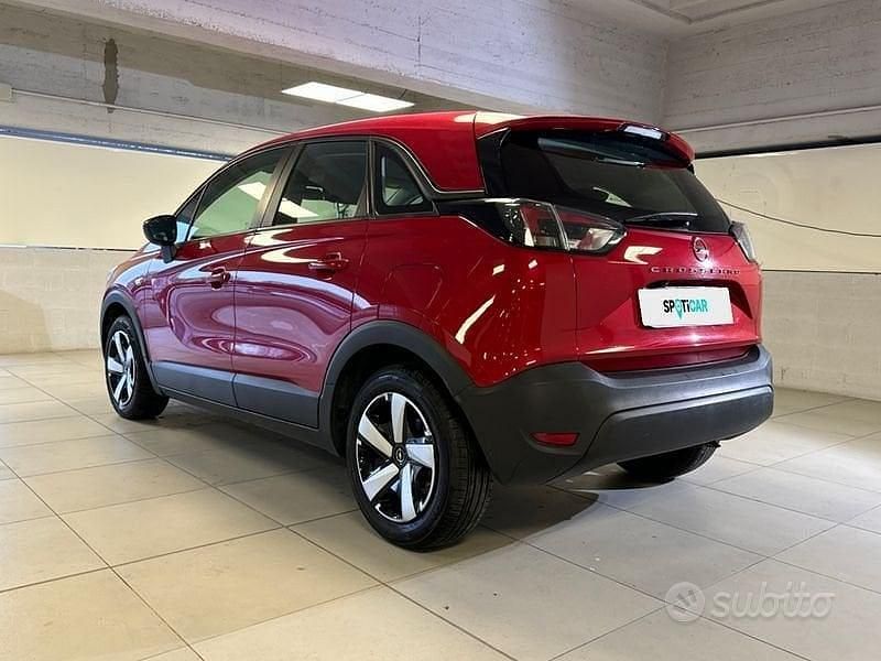 Usata Opel Crossland X Edition 83 CV (61 kW) 2023 Rosso SUV