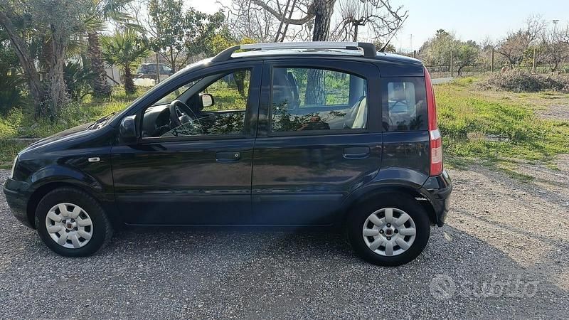 Usata Fiat Panda 69 CV (50 kW) 2011 Utilitaria